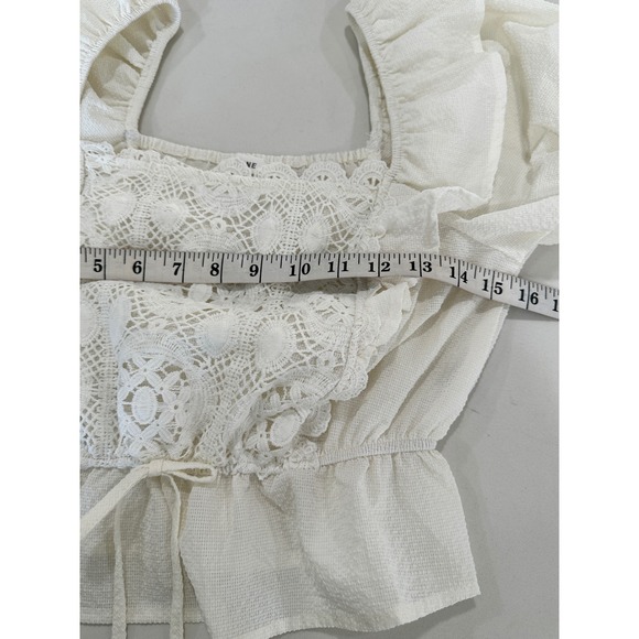 MINE Cream Crochet Lace Ruffle Puff Sleeve Peplum Blouse Womens Small - Picture 5 of 6